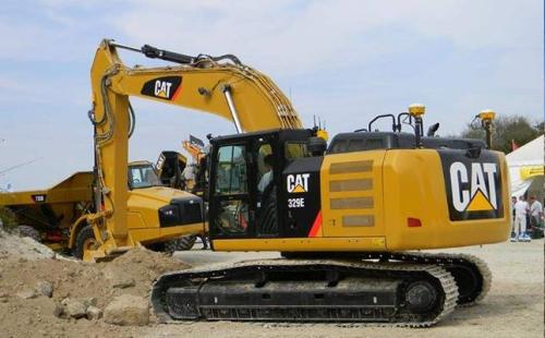 卡特彼勒將報告第二季度收益