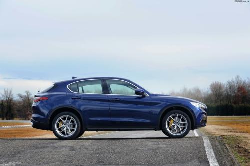 阿爾法羅密歐Stelvio在澳大利亞的售價(jià)為65,900美元