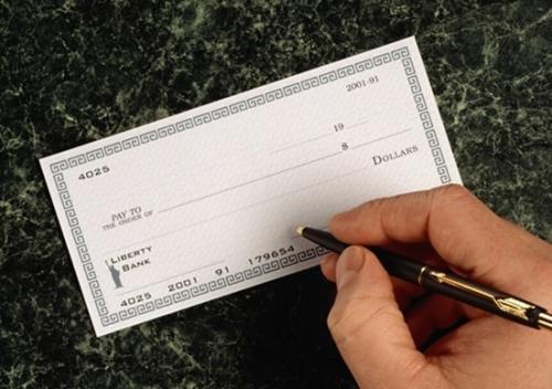 微軟超出了自己為商業(yè)云業(yè)務(wù)設定的200億美元的收入目標