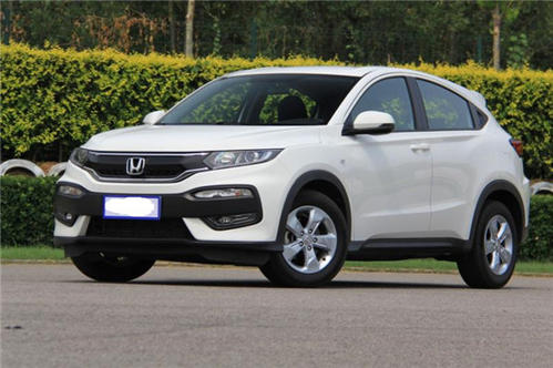2019款XR-V的前臉并沒(méi)有沿用原版美規車(chē)的設計