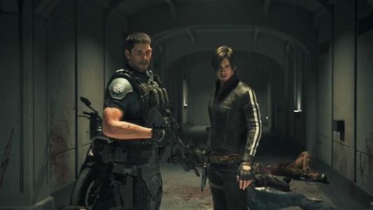 克里斯·普萊斯的黑色TreeHaus在猶他州的樹(shù)木繁茂的山丘上蹣跚而行