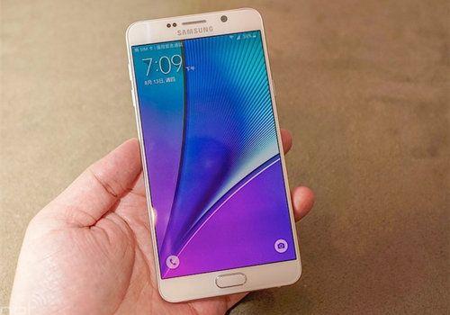 三星Galaxy Note 8通過(guò)雙后置攝像頭和指紋掃描儀上線(xiàn)