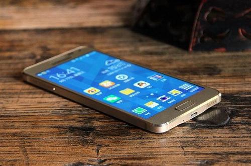 三星的A系列Galaxy智能手機被視為中高端智能手機