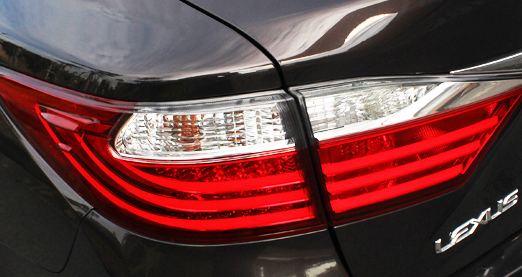 評測2014款速銳1.5L 6速自動(dòng)擋怎么樣及雷克薩斯ES250多少錢(qián)