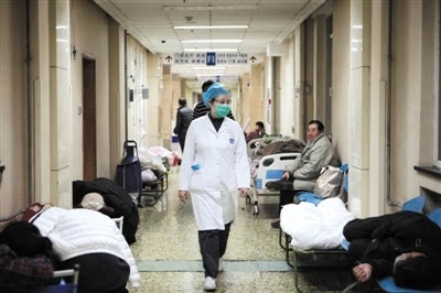 玻璃使急診室的醫生可以更輕松地直接關(guān)注患者并改善他們的護理