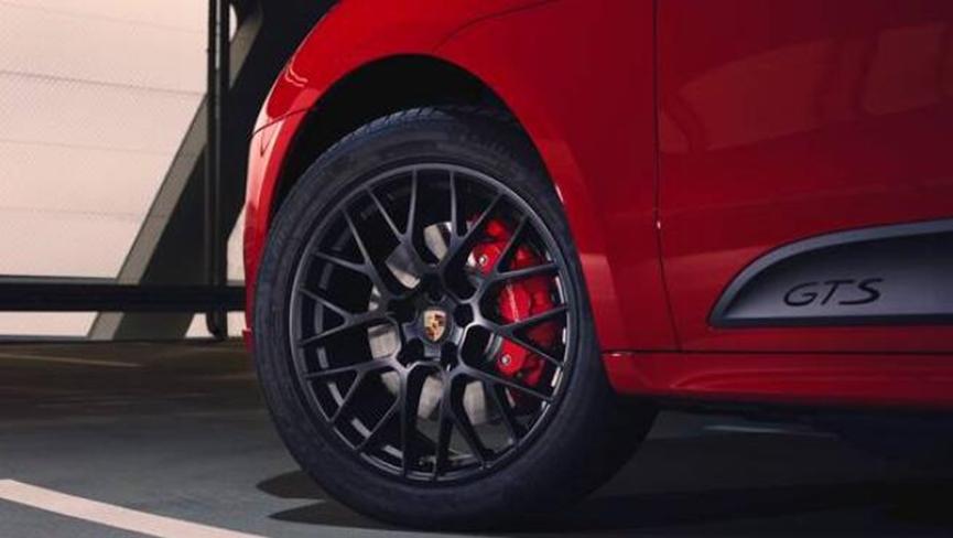 保時(shí)捷為其2020年Macan GTS SUV進(jìn)行了運動(dòng)型改款