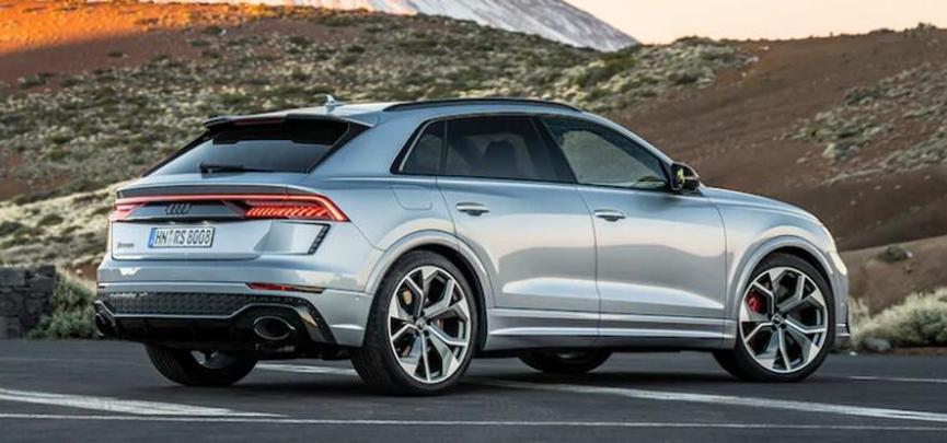 2020年奧迪SQ7和SQ8都配備500馬力的4.0升雙渦輪V-8發(fā)動(dòng)機