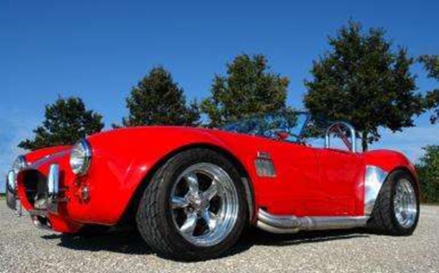 1965年謝爾比眼鏡蛇4000跑車(chē)售價(jià)126,500美元