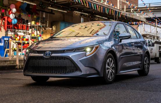 2020年豐田卡羅拉混合動(dòng)力車(chē)評測:大眾買(mǎi)得起的混合動(dòng)力車(chē)