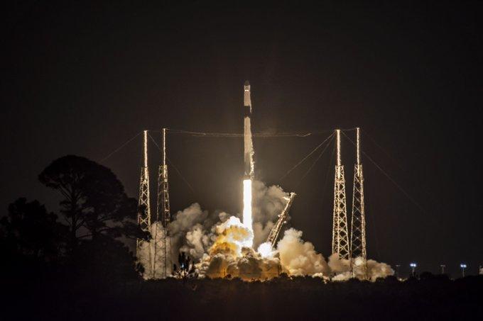 飛往空間站的第20次飛行SpaceX完成了第50次助推器恢復