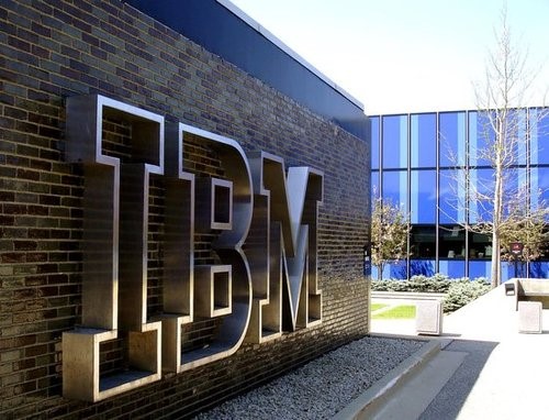IBM計劃在法國為區塊鏈和AI招聘1800名員工