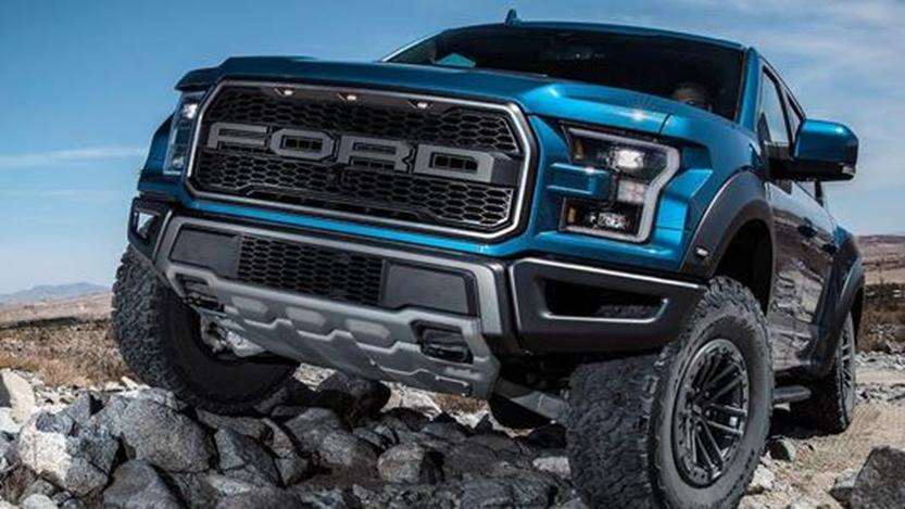 這是三輛令人驚嘆的哈雷戴維森皮卡車(chē)