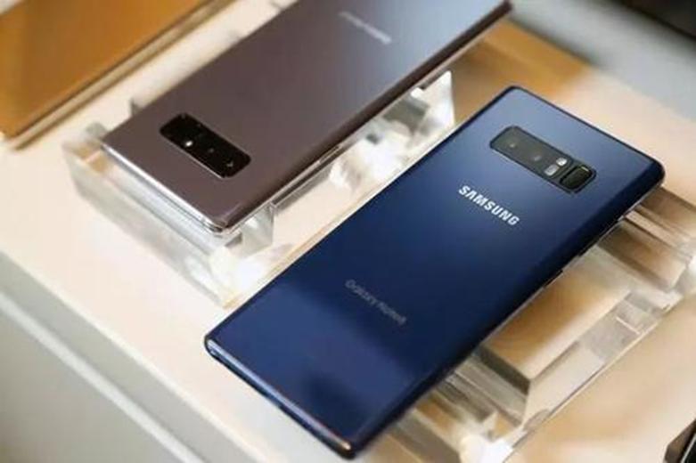 三星Galaxy Note 7s爆炸式增長(cháng)每個(gè)人都有一個(gè)關(guān)于為什么的理論