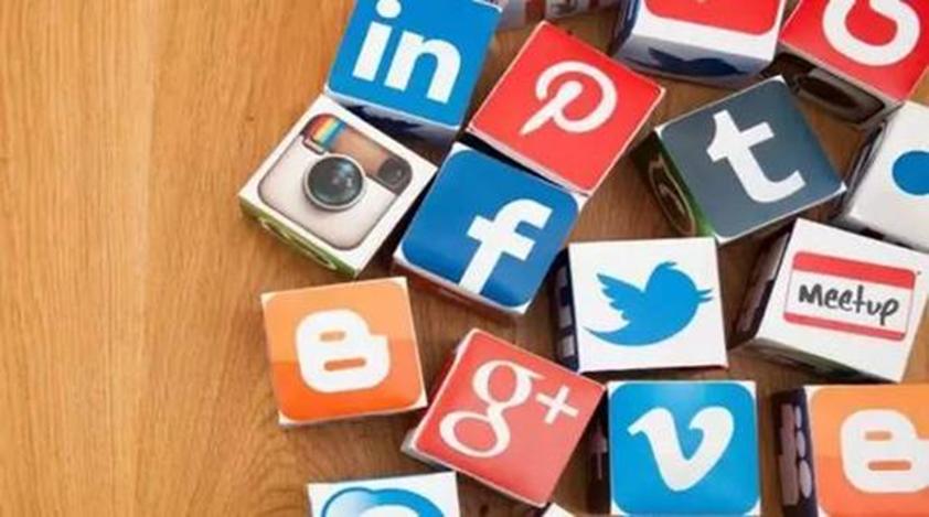 社交媒體公司要求創(chuàng  )作者在禁閉期間制作在家視頻