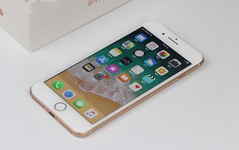 兩個(gè)月后仍能正常工作的iPhone 8從河中恢復