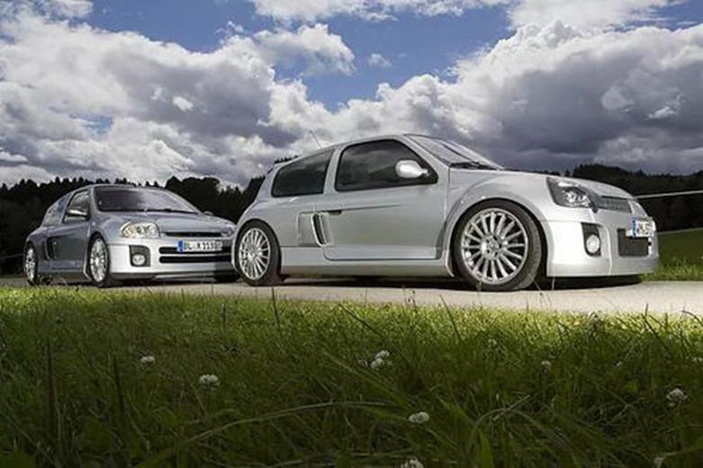 雷諾Clio V內飾亮相高檔很多