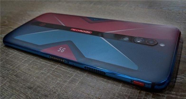 評測:紅魔5G以及中興天機Axon 11耗電如何