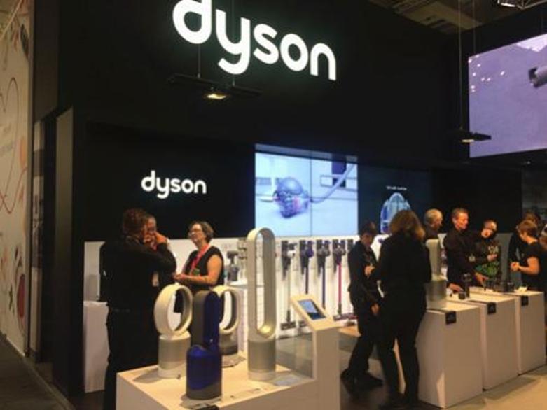 戴森的500美元Corrale矯直機是一個(gè)無(wú)繩豪華造型機