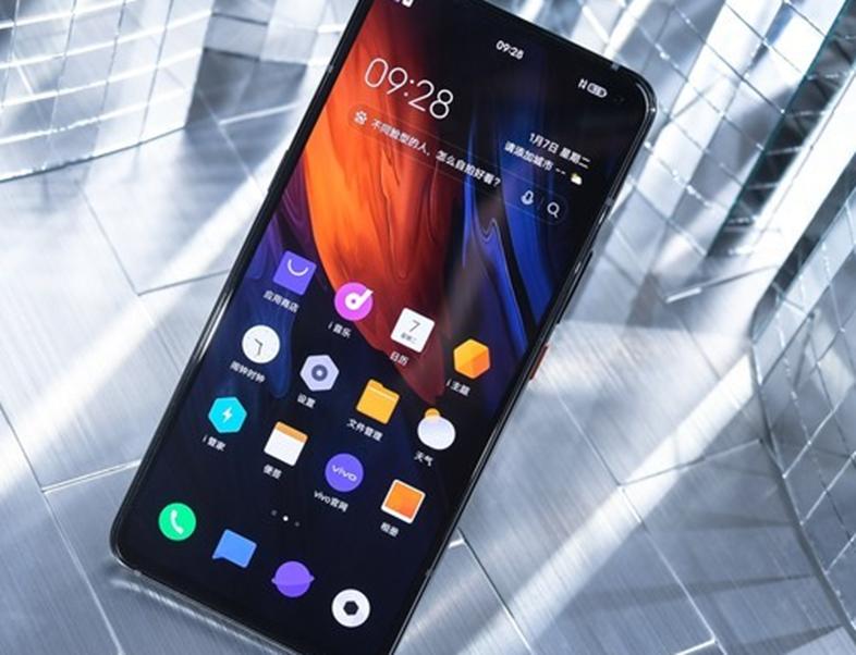 評測：iQOO 3和華為暢享10e性能怎么樣