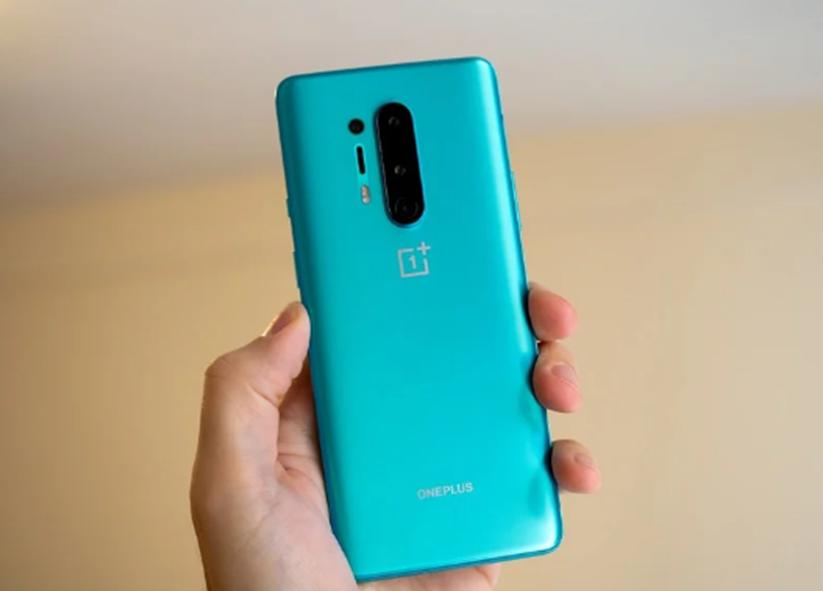 OnePlus 8 Pro預購隨附免費30W無(wú)線(xiàn)充電器和Bullets Wireless Z