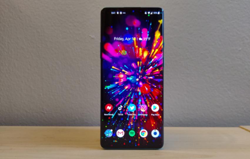 OnePlus 8 Pro可與其他旗艦智能手機匹敵甚至更勝