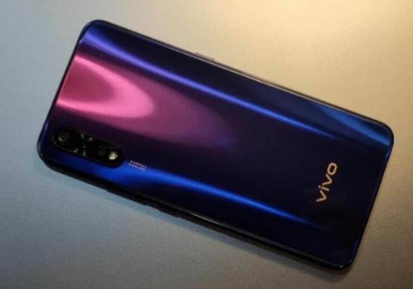 Vivo V1990A似乎具有完整規格