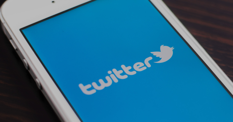 Facebook開(kāi)始向所有人推出重新設計的桌面網(wǎng)站