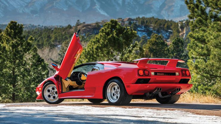 為什么蘭博基尼暗黑破壞神是90年代的瘋狂超級跑車(chē)