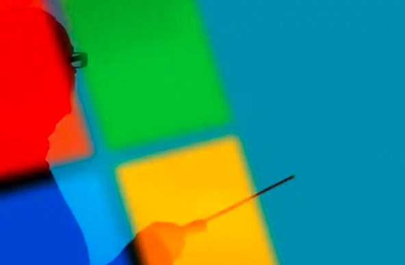 微軟關(guān)閉實(shí)體店，虧損4.5億美元