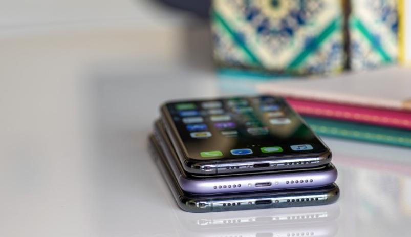 蘋(píng)果在中國的第二季度表現強勁，iPhone銷(xiāo)量增長(cháng)了225％