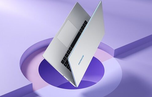 榮耀MagicBook 15現在推出