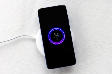 小米致力于80W無(wú)線(xiàn)充電技術(shù)