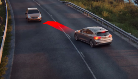 了解福特的后碰撞制動(dòng)系統