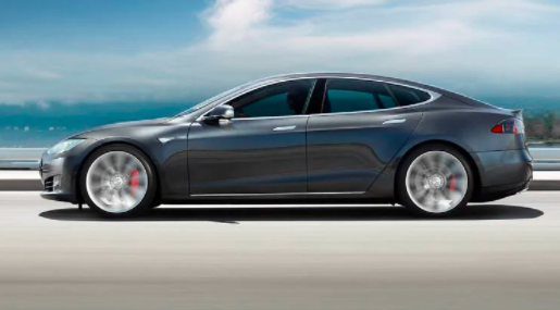 特斯拉和Lucid Air的電動(dòng)汽車(chē)競爭加劇