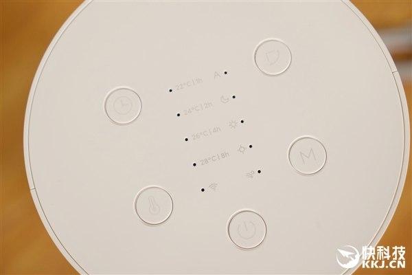 米家垂直加熱器為紅外感應加熱提供支持，價(jià)格為399元