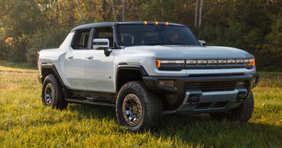 渲染的GMC悍馬SUV應該具有可移動(dòng)的車(chē)頂板