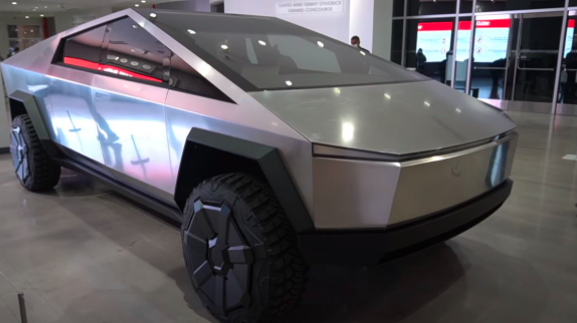 特斯拉Cyber??truck的生產(chǎn)版本進(jìn)行了許多改進(jìn)