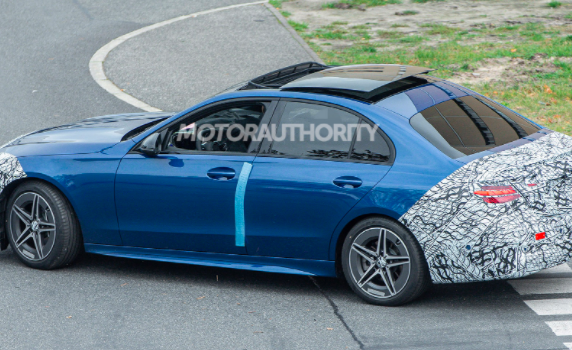 2022年梅賽德斯·奔馳C級間諜照片：S級外觀(guān)和技術(shù)