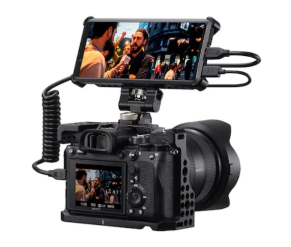 索尼Xperia Pro是一款可以充當外接攝像機監視器