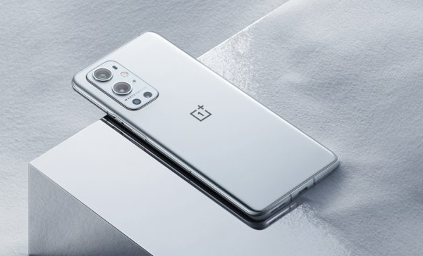 Oneplus 9 Pro支持50W無(wú)線(xiàn)充電