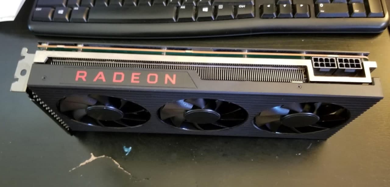 Alienware OEM版本RX 6800XT圖形卡曝光：綠色PCB，無(wú)徽標