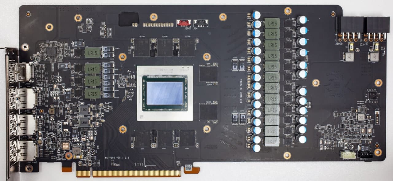 Alienware OEM版本RX 6800XT圖形卡曝光：綠色PCB，無(wú)徽標