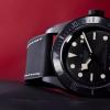 帝陀Black Bay Ceramic配備了全黑機芯