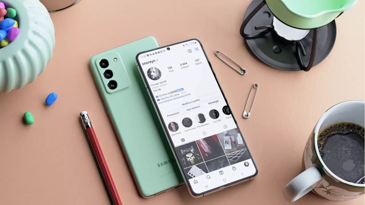 三星 Galaxy S22 面臨延遲，但 Galaxy S21 FE 重新出現在圖片中