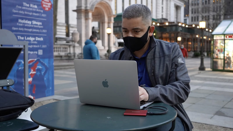 Apple 的季度報告在服務(wù)和 MacBook 銷(xiāo)售方面取得了驚人的數字