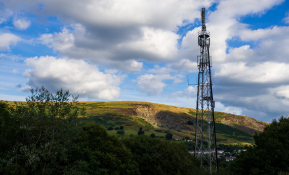 小米17T新機被曝提前至春季發(fā)布 影像和電池信息泄露