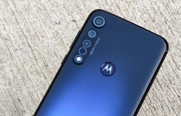 曝榮耀Magic9系列已打樣 全系2.5D直屏 標(biāo)準(zhǔn)版為小屏