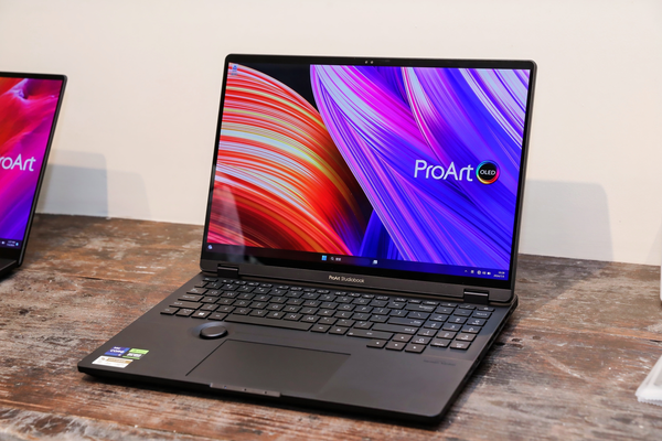 華碩AI PC登場(chǎng)：性能優(yōu)勢明顯，AI功能驚喜