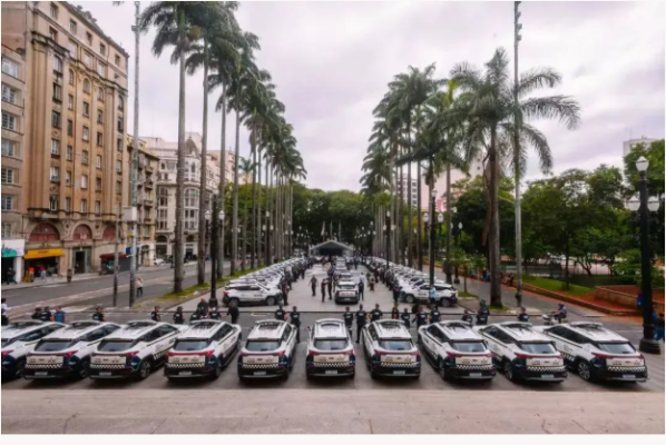 江汽集團電動(dòng)車(chē)再次批量交付巴西警察局 涂裝很霸氣 - 手機中國 -