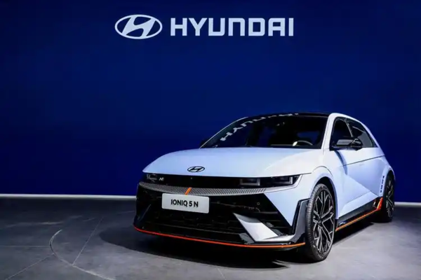 現代汽車(chē)
